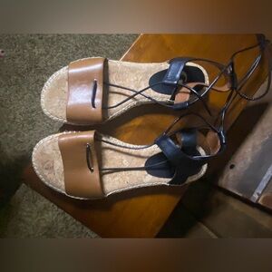 Gianni Bini Tan and Black Women's Sandals ! New 9.5 Ankle wrap sandals